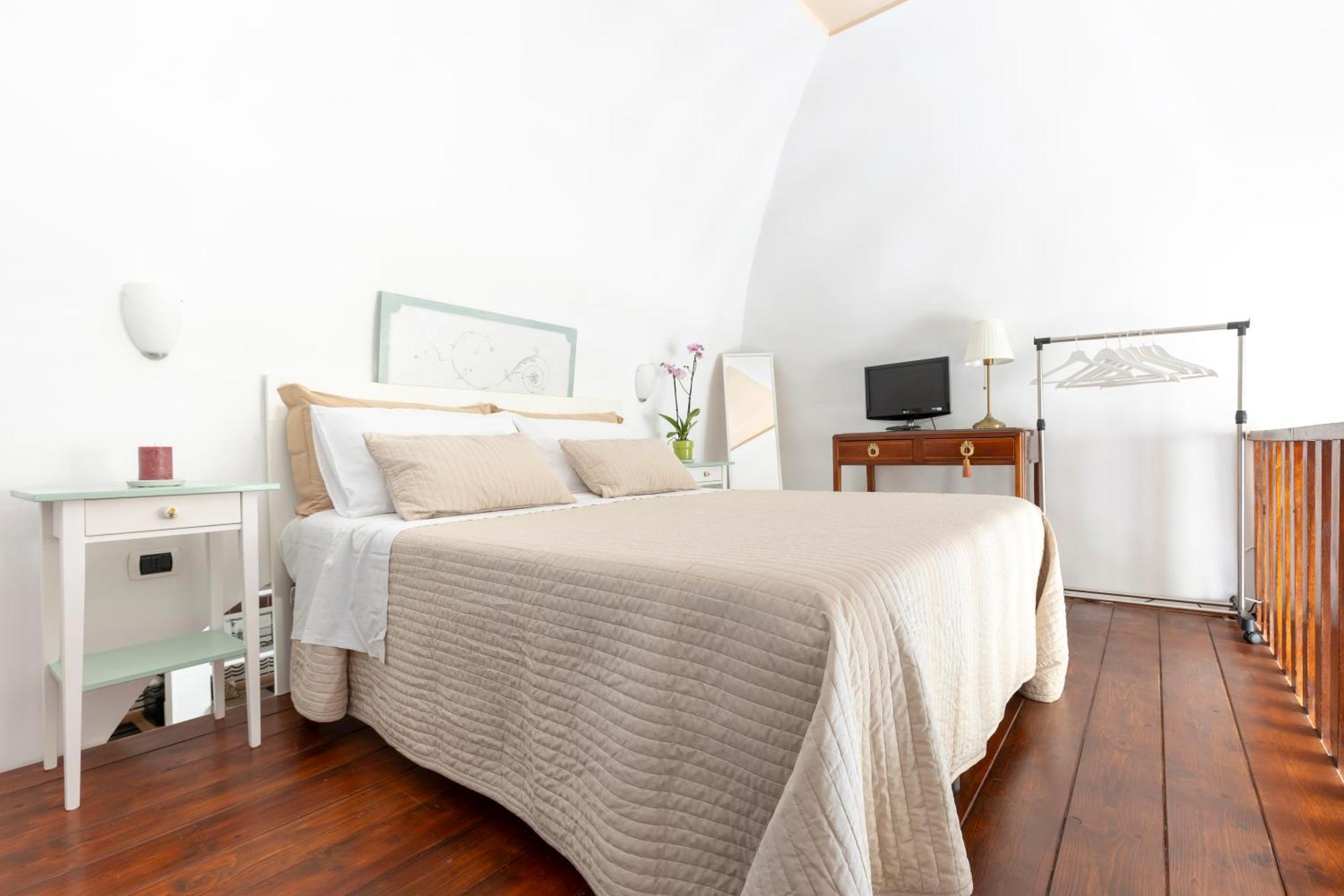 Niloufar Residence Napoli Buitenkant foto