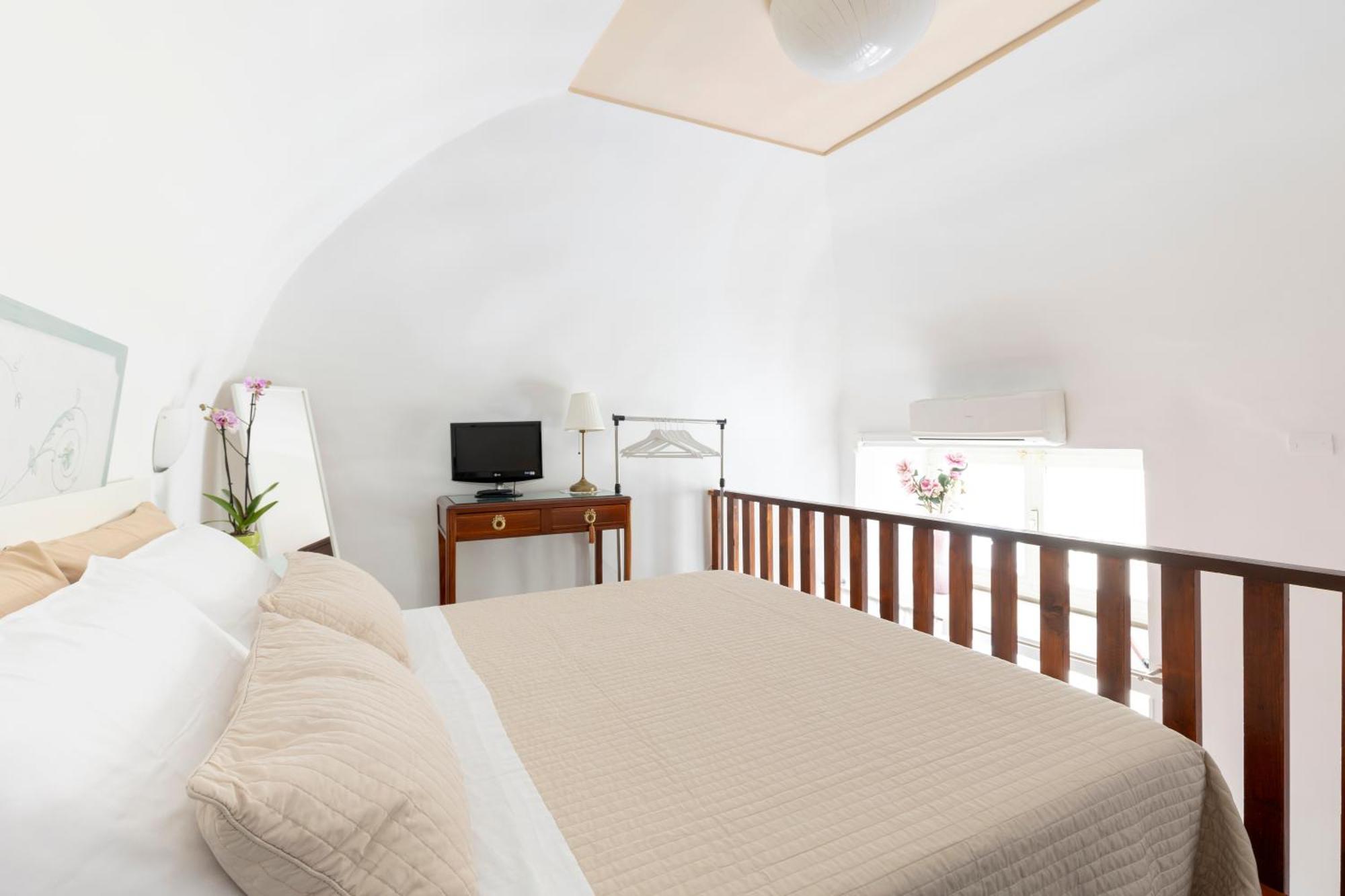 Niloufar Residence Napoli Buitenkant foto