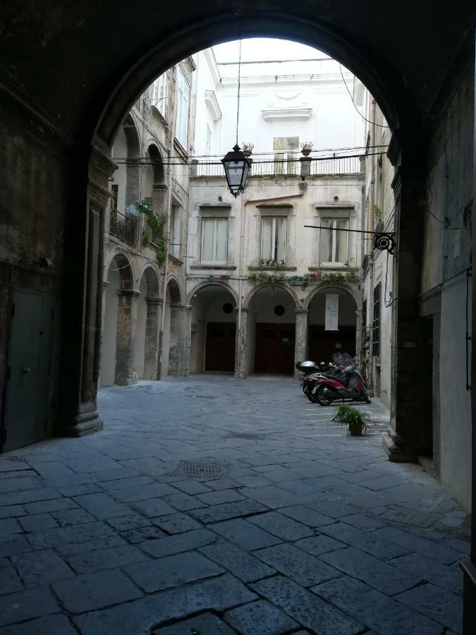 Niloufar Residence Napoli Buitenkant foto